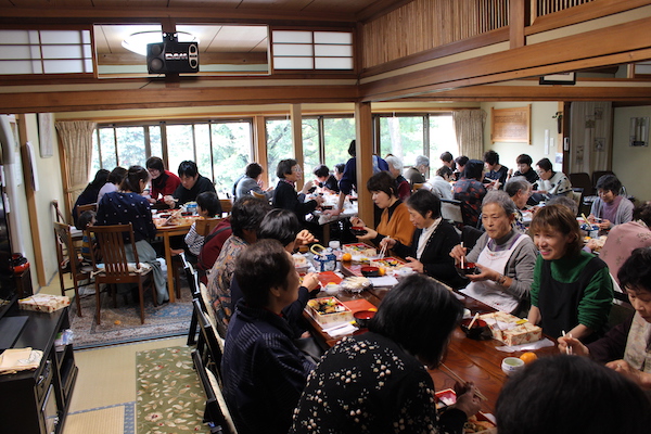 仏教婦人会の新年会を開催しました